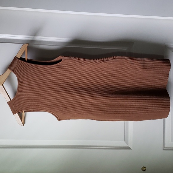 House of Harlow 1960 NWT V-Neck Knit Ribbed Sweater Dress Small Sleeveless - Picture 8 of 15